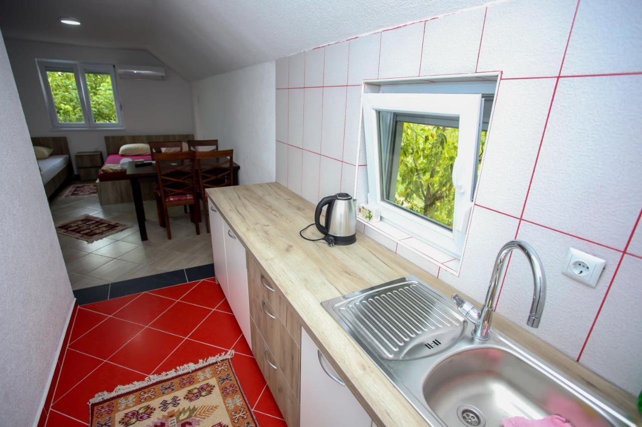 Apartments River Una 5 Бихач Экстерьер фото