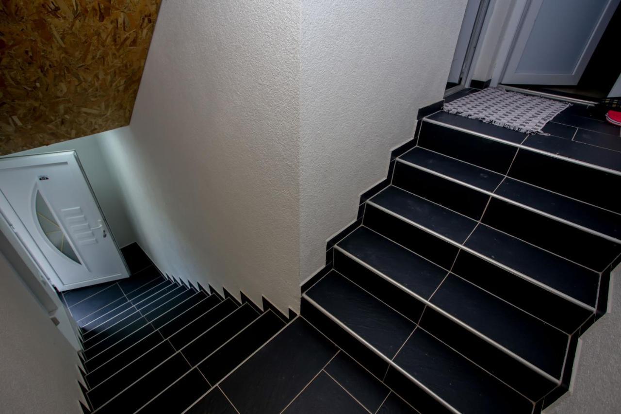 Apartments River Una 5 Бихач Экстерьер фото