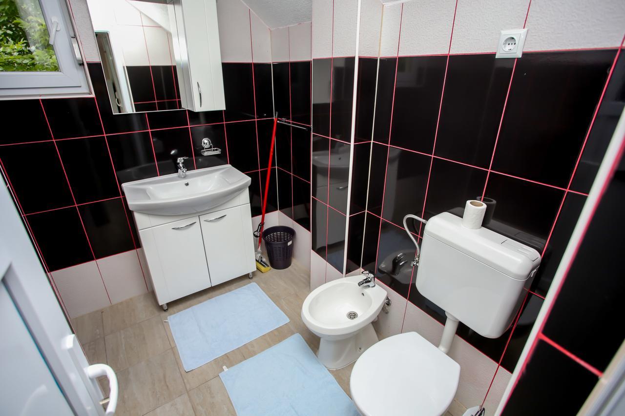 Apartments River Una 5 Бихач Экстерьер фото