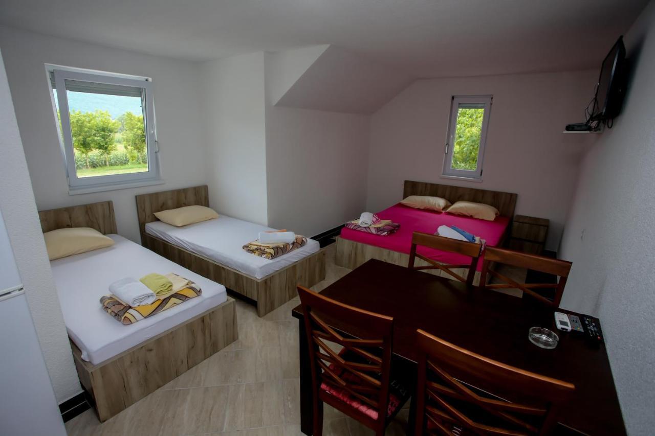 Apartments River Una 5 Бихач Экстерьер фото