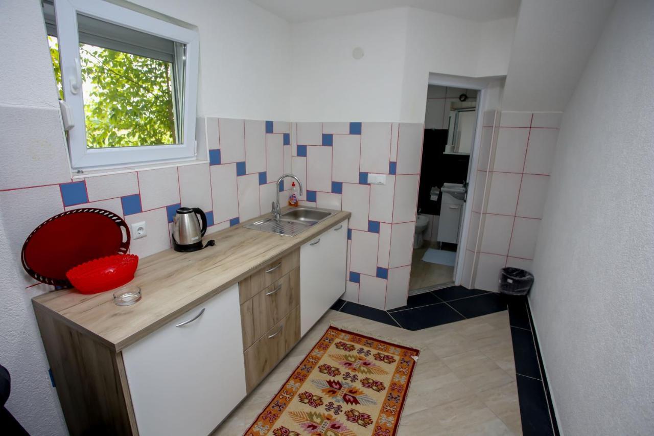 Apartments River Una 5 Бихач Экстерьер фото